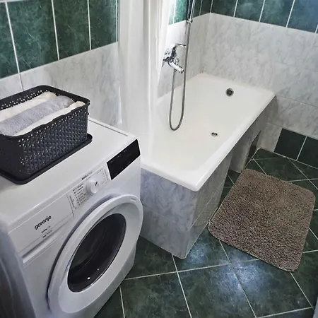 In 38949 * Maslenica