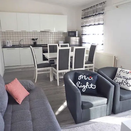 Appartement In 38949 Maslenica