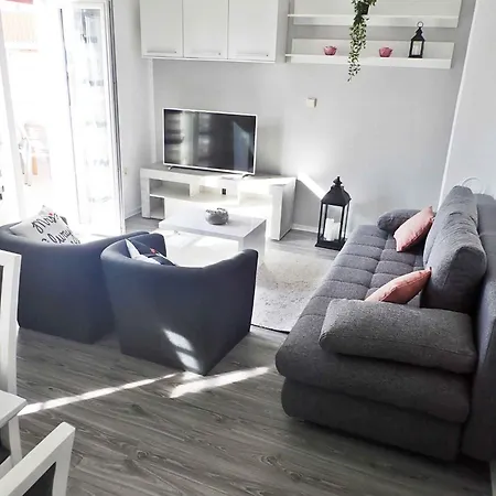 In 38949 * Maslenica