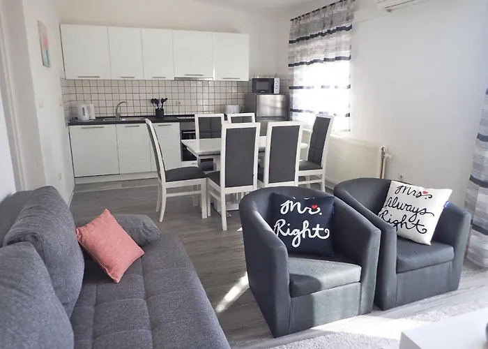 Apartment In 38949 Maslenica